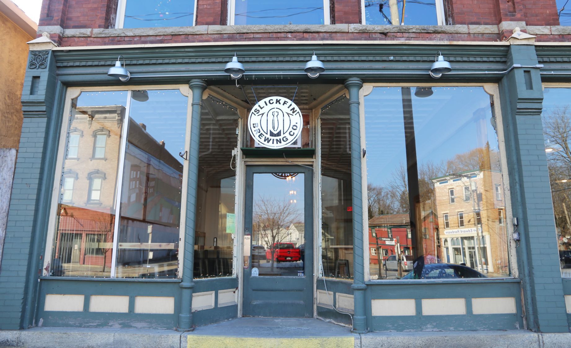SlickFin Brewing Company